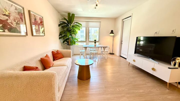 Modern 2br Escape W/ Pool Near Irvine Spectrum - Laguna Beach, CA