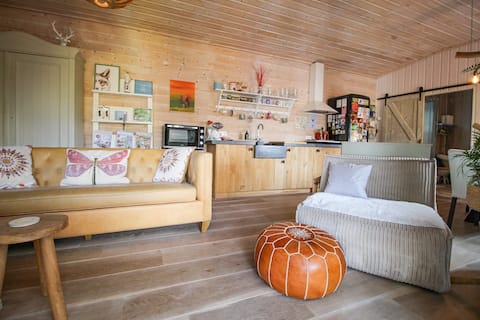 Popular Airbnb listing: Unique Scandinavian wooden forest cottage in the Veluwe in Putten