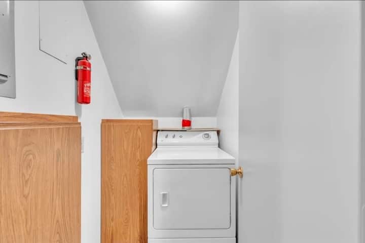 Apt In Ludlow, 6 Flags, Mgm Casino, Hiking Trails - Springfield, MA