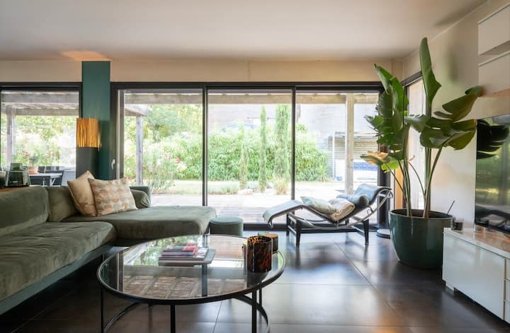 La Pastourelle Villa D’exception Avec Piscine - Cuers