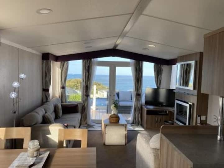 Cabin Sleeps 6 With Parking - Pets Welcome - Filey
