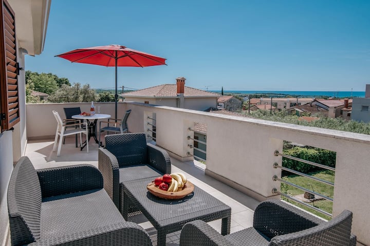 Bella Vista - Apartment A1 With Sea View - Novigrad