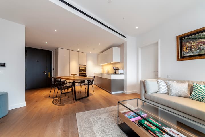 Stylish 2br At Battersea Power Station - Londen