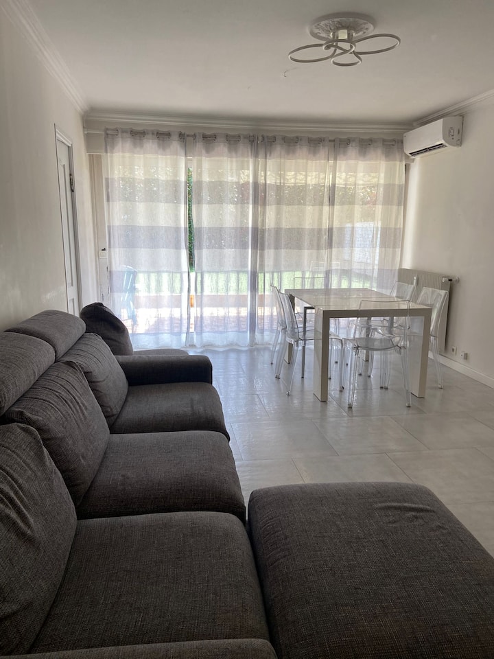 4 Pièces Jardin, Piscine à Nice Corniche Fleurie - Cagnes-sur-Mer