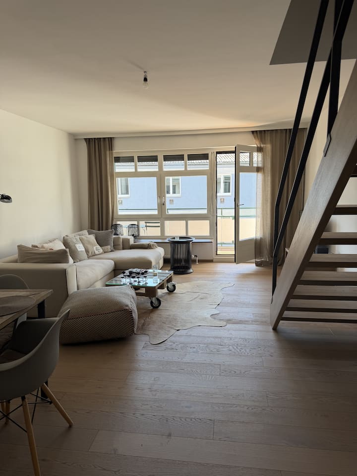 Charming Central Maisonette With 3 Balconies - Linz