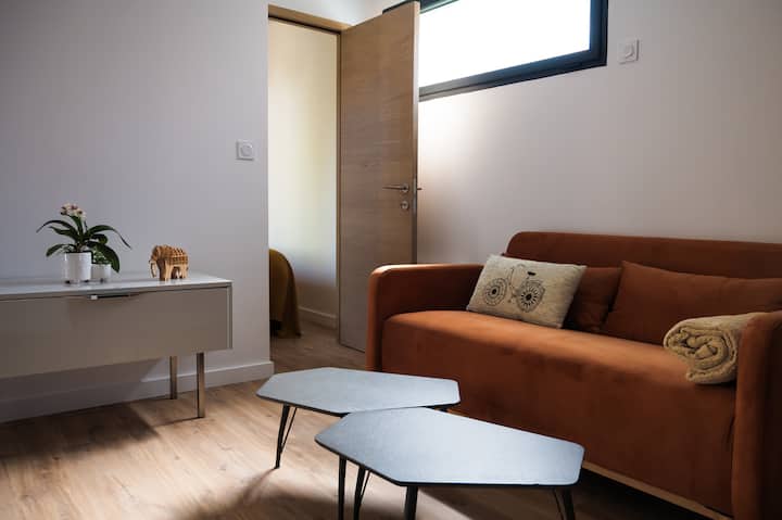 Maisonnette En Ossature Bois Moderne Et éQuipée - Séné