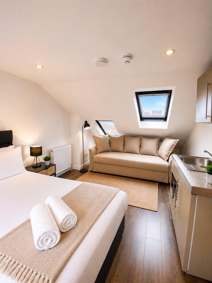 Fulham Retreat| Studio For 4! - London, UK