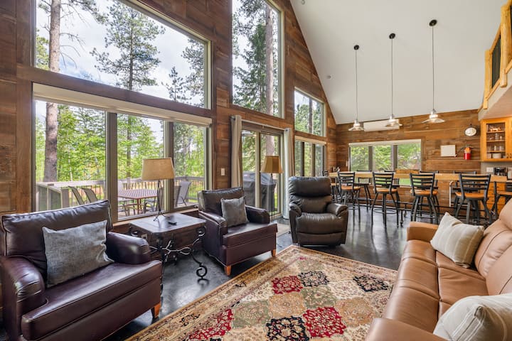 Still Pines Cabin - Deadwood, SD