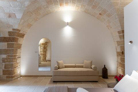 Top Airbnb: Apulian Suite "Ai Limoni" – Corte Tedesco in Brindisi