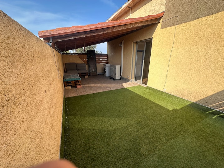 Appartement Cosy Avec Grande Terrasse - Canet-en-Roussillon