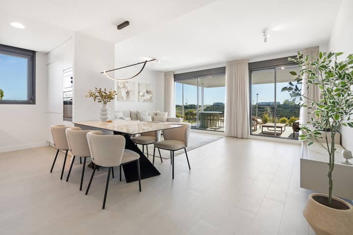 Modern 3-bedroom Apartment Camarate Hills Rdr556 - Casares