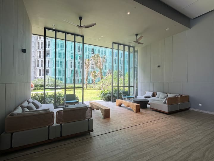 Prime Beach Front Serviced Suites On Cenang Beach - Pantai Cenang