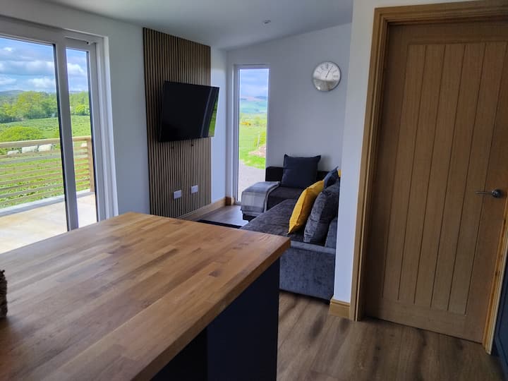 Blair Lodge, Exclusive Retreat With Jacuzzi - Ardrossan