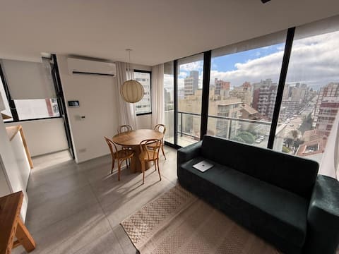 Popular Airbnb listing: Apartment in Playa Grande with garage in Leandro N. Alem