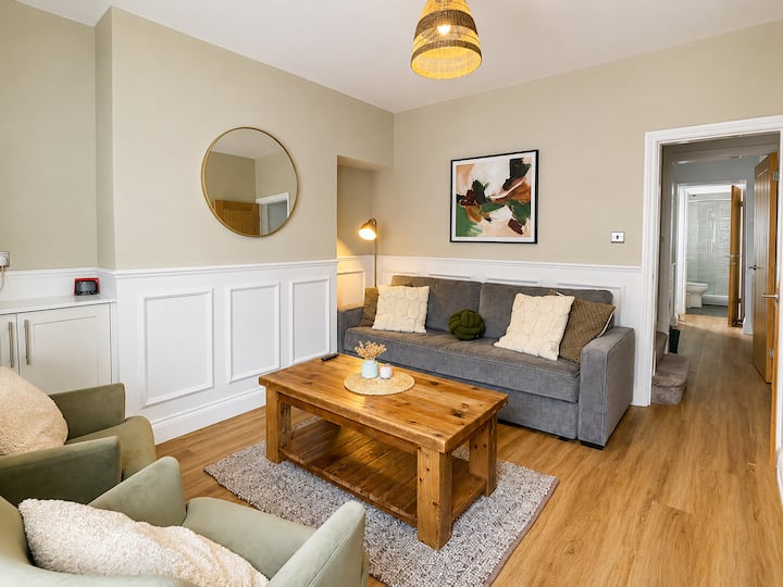 The Stables Retreat-victorian Home-free Parking - York