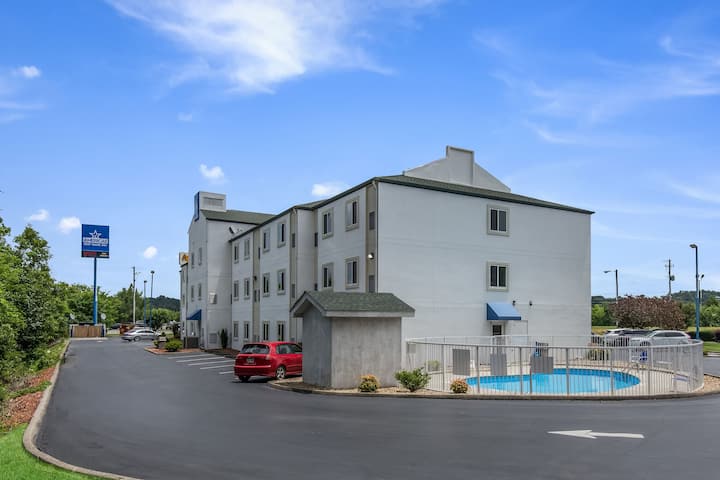 3 Units | Perfect For Knoxville Adventure - Knoxville, TN