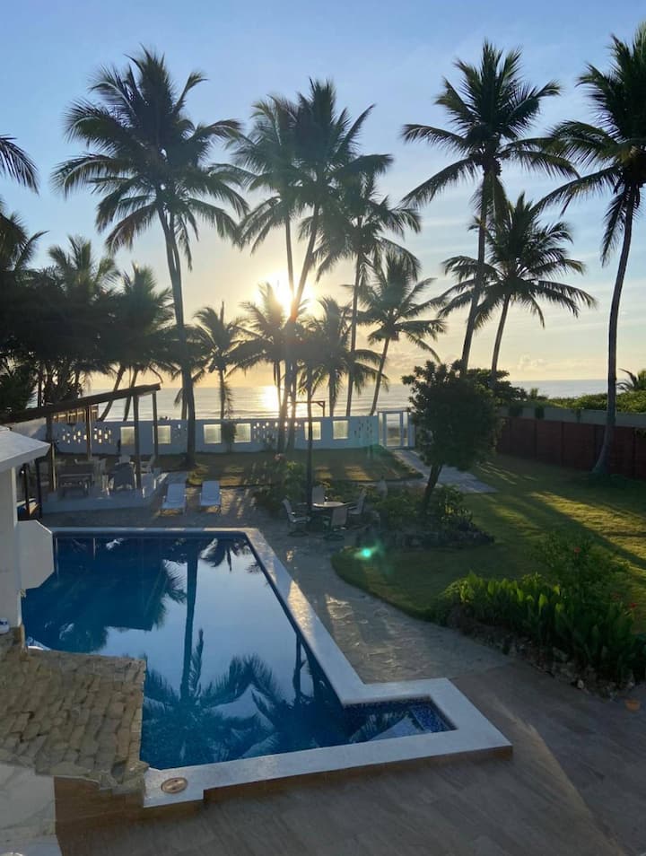 Oceanfront Caribbean Villa In Cabarete, Dr - Cabarete
