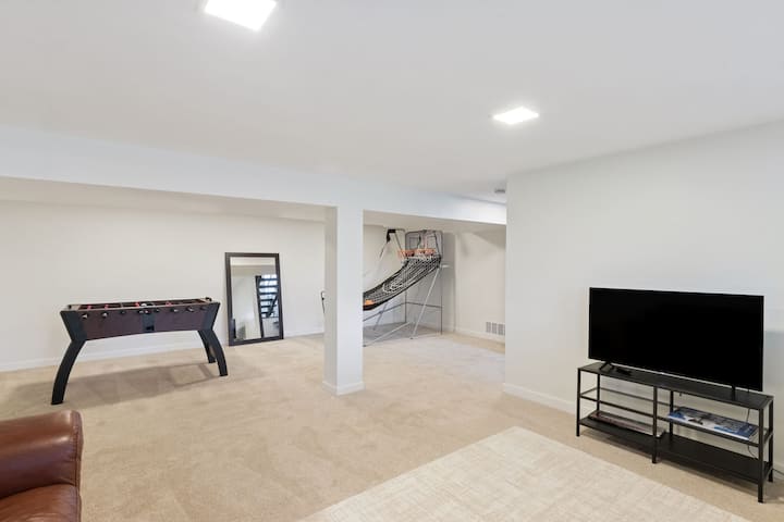 Pet Friendly Game Room Near Garden Of Gods Walk - Colorado
