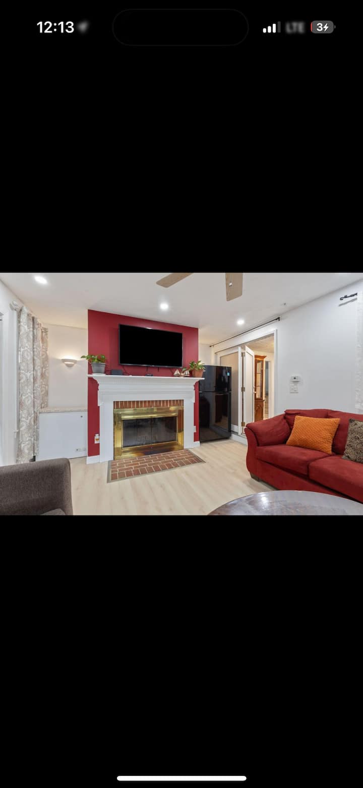 Old Orchard Beach Neighborhood Home! - Biddeford, ME