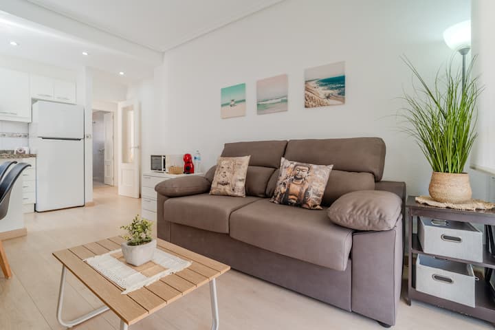Apartamento Con Encanto Y Balcón En Gran Playa - Santa Pola