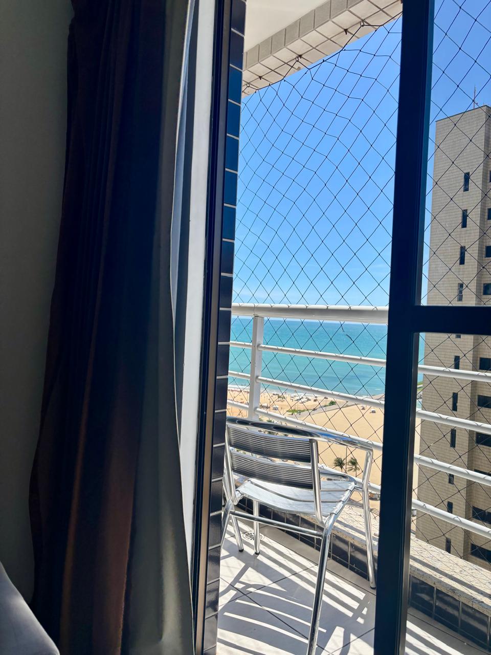 Foto do anúncio de Flat vista mar - Oceano Atlântico em Praia de Iracema, Fortaleza