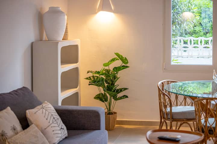Villa La Mabra · A 40 M Del Mar · Denia - Dénia