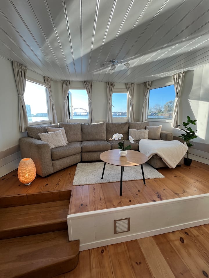 Rooftop Houseboat In Amsterdam - Amsterdam