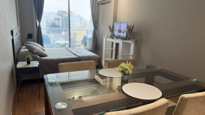 Apartamento En Bs. As., Cerca De San Telmo - Argentina