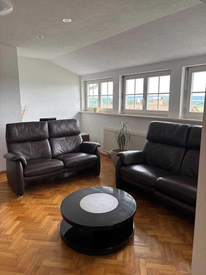 Große Ferienwohnung Mit Terrasse Nahe Rheinfall - Jestetten