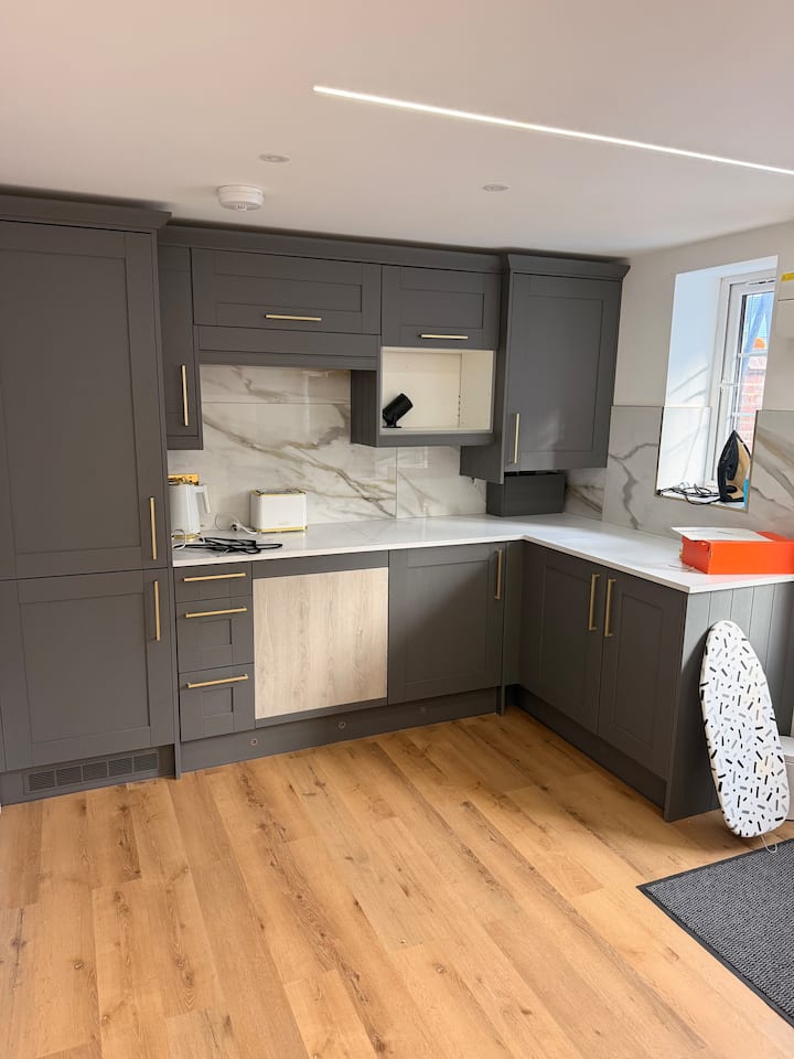 It’s A Studio Flat - Crawley