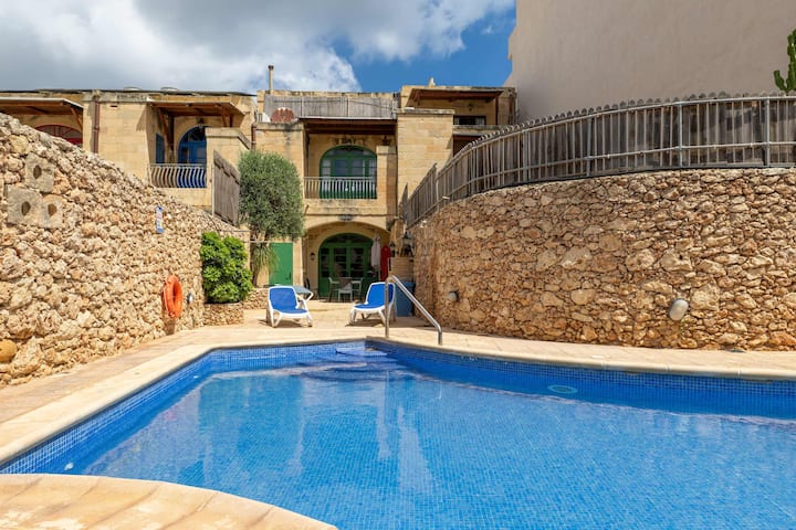 Tan Nannu 5bdr Farmhouse In Xaghra By Pmi Malta - Malta