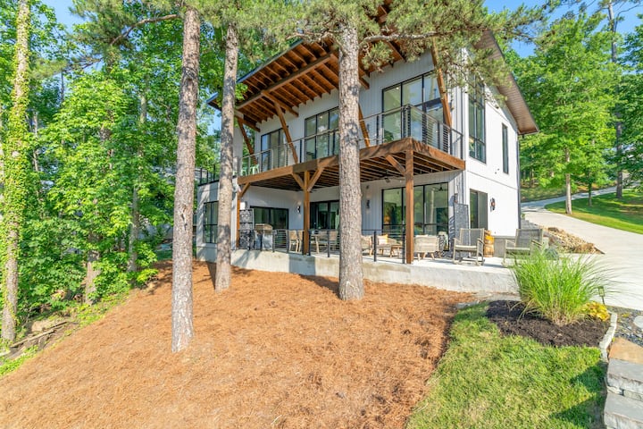 Modern Luxury Lakefront Retreat On Fort Loudon - Tellico Village