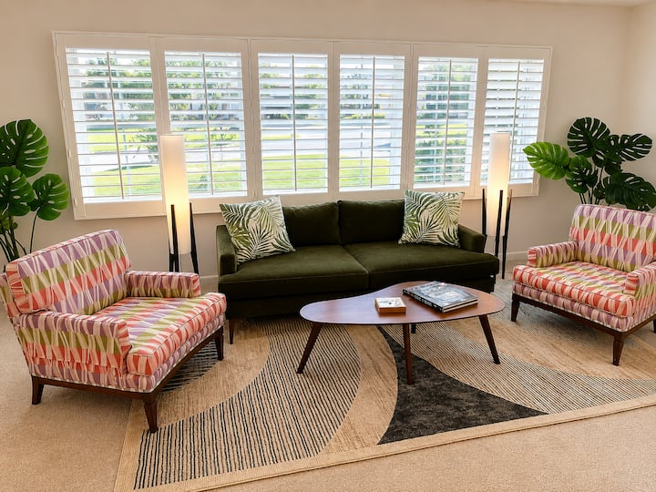 Space Coast Retreat | Walk To Beach, Pier, Ron Jon - Cocoa Beach