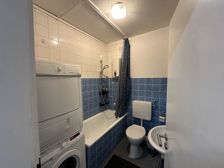 Spacious Family Apartment With Wi-fi Full Kitchen - Duisburg