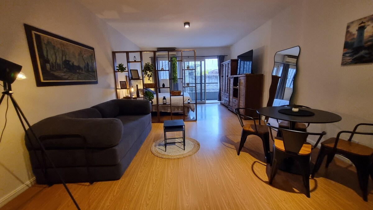 Two studios with balconies in Palermo