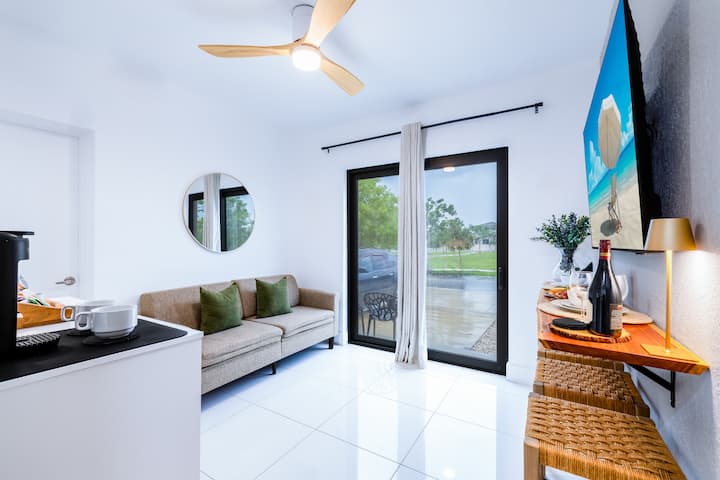 The Olive Nook• 4ppl• King Bed • Keys & Everglades - Homestead, FL