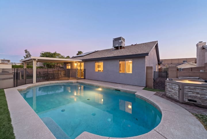 The Modern Oasis Mid-term Stay | Pool & Spa - Henderson
