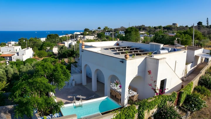 Charmante Maison Avec Petite Piscine Et Vue Mer - Gagliano del Capo