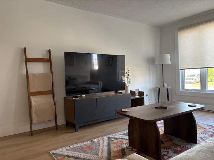 The Redbrick Residence - Timmins