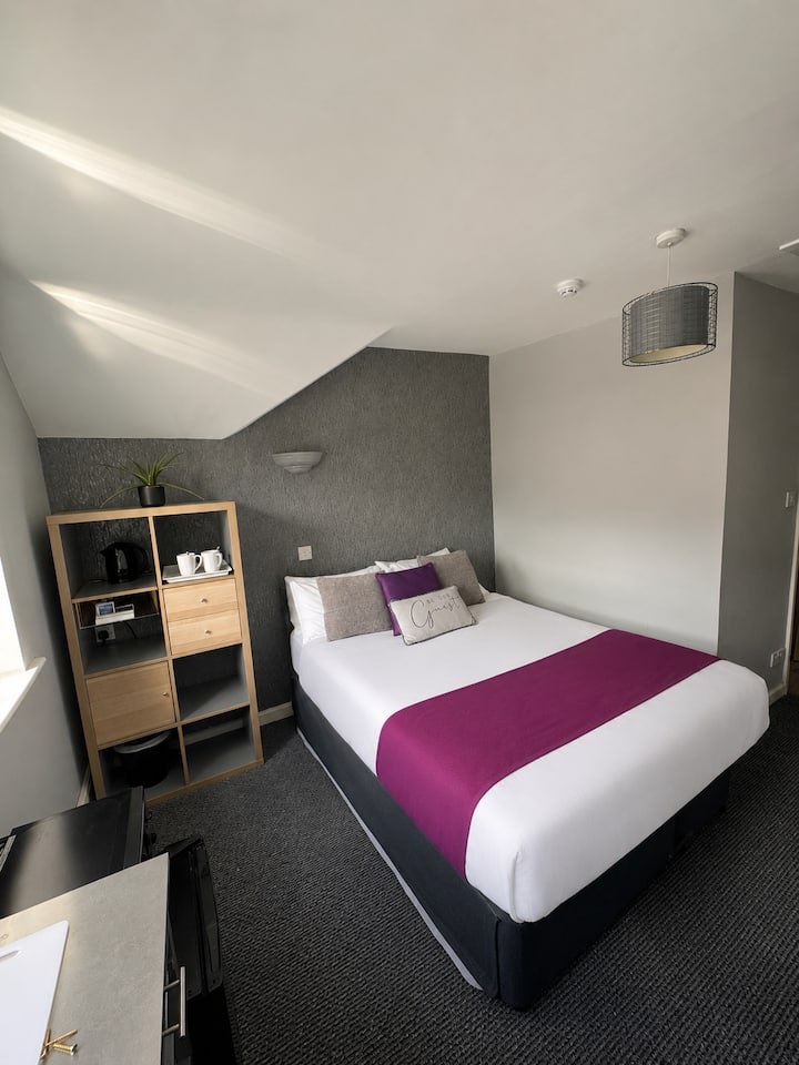 Chelsea Suites - Double Room - Boscombe
