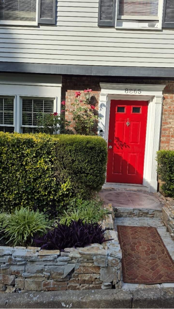 The Garden Courtyard Retreat & Outdoor Oasis - ロズウェル, GA