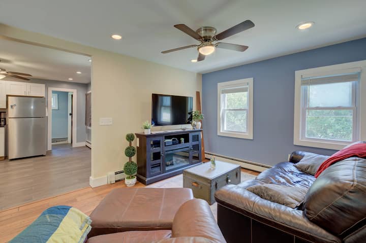 Coastal Retreat Near Newport & Train - Rhode Island