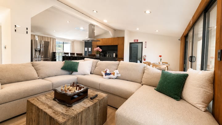 Woodland Hills Oasis • Pool • Bbq • 3br - Calabasas, CA