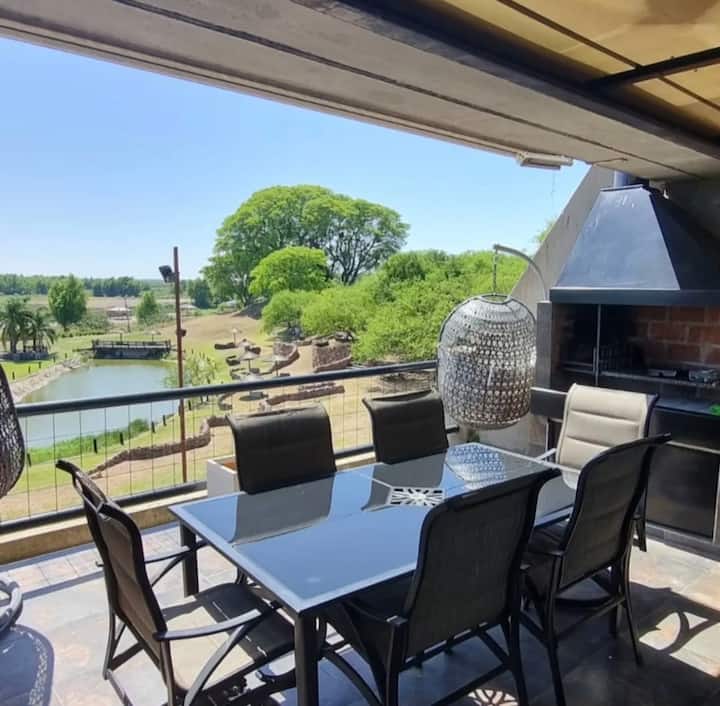 Alquiler Loft Con Balcón Y Parrilla Propia. - San Pedro, Argentina