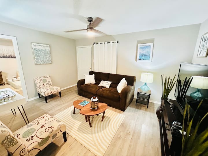 1 On Jefferson-beautiful Space Ready For Enjoyment - Memphis