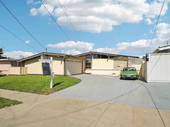 Whole House All By Yourself In Bay Area! 3 Bedroom - Hayward, CA