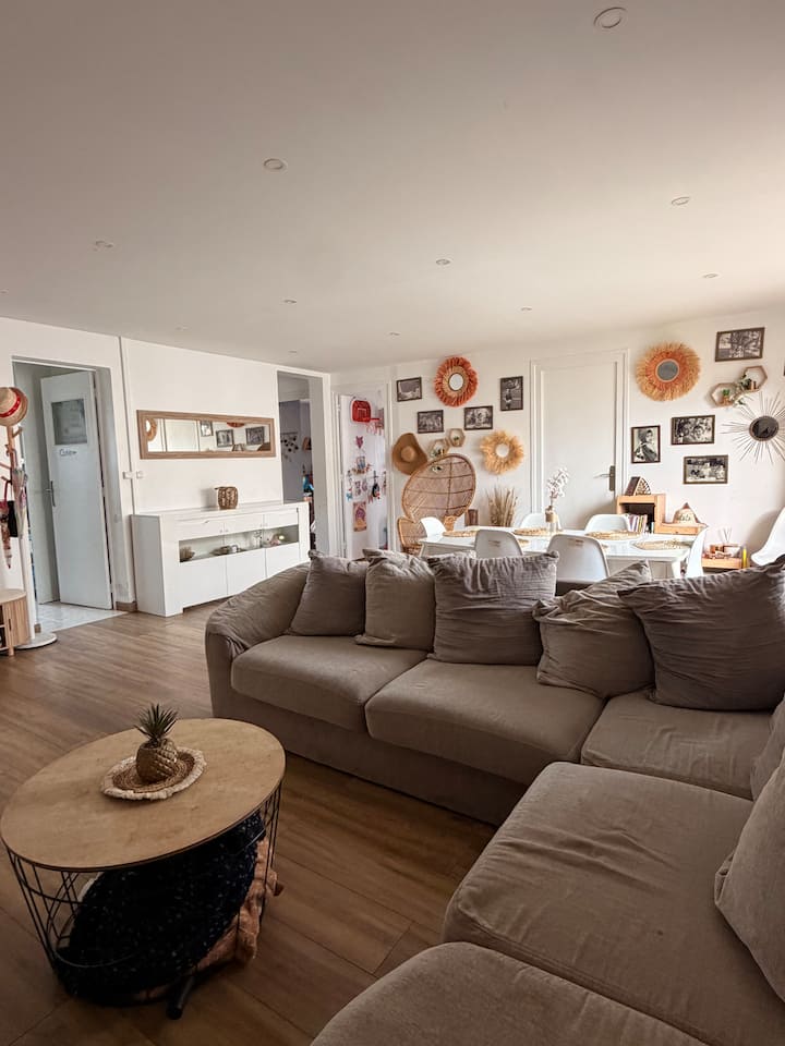 Spacieux T4 Familial Avec Parking à Bayonne - 巴約訥