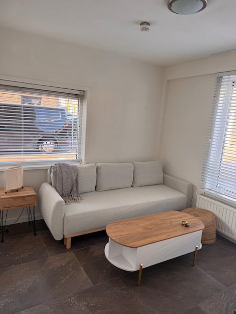 Popular Airbnb listing: Sandy Stays Cosy #1 in De Noord