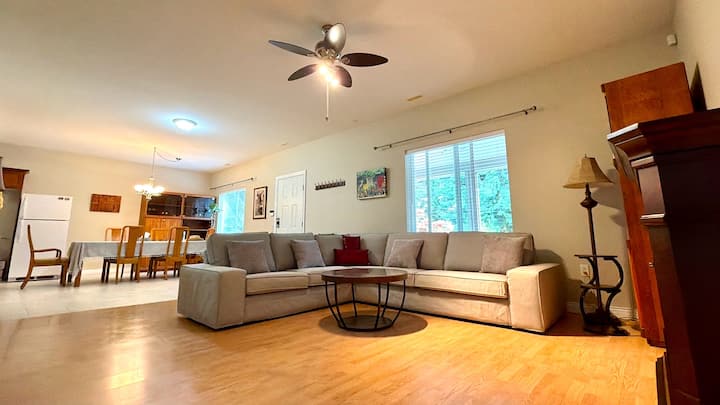 Anmore Nature Escape: Cozy 2br Suite Near Lakes - Coquitlam