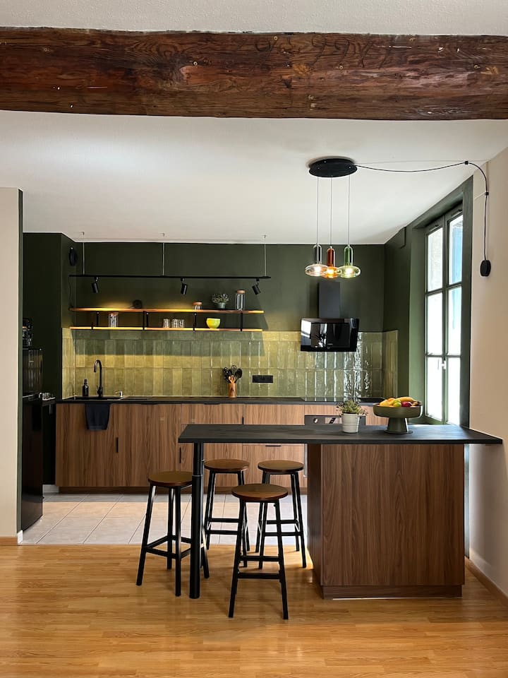 Duplex De Charme 80m² • Centre Historique - ibis Avignon Sud